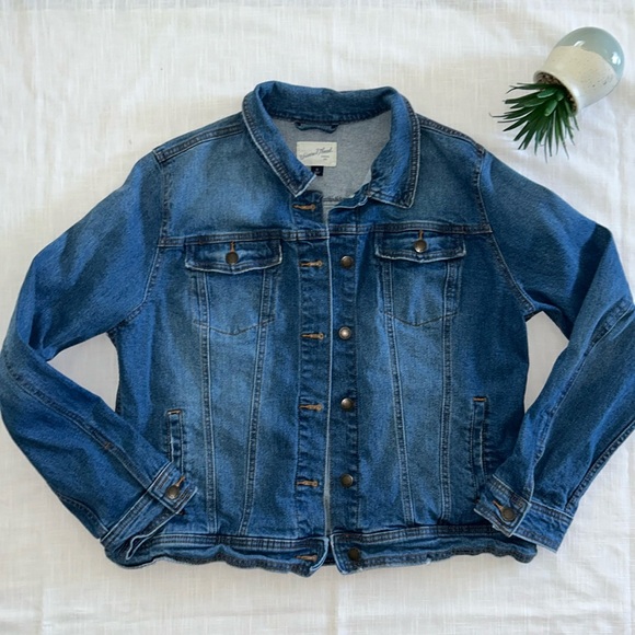 Jean Jacket - Universal Thread - Picture 4 of 5